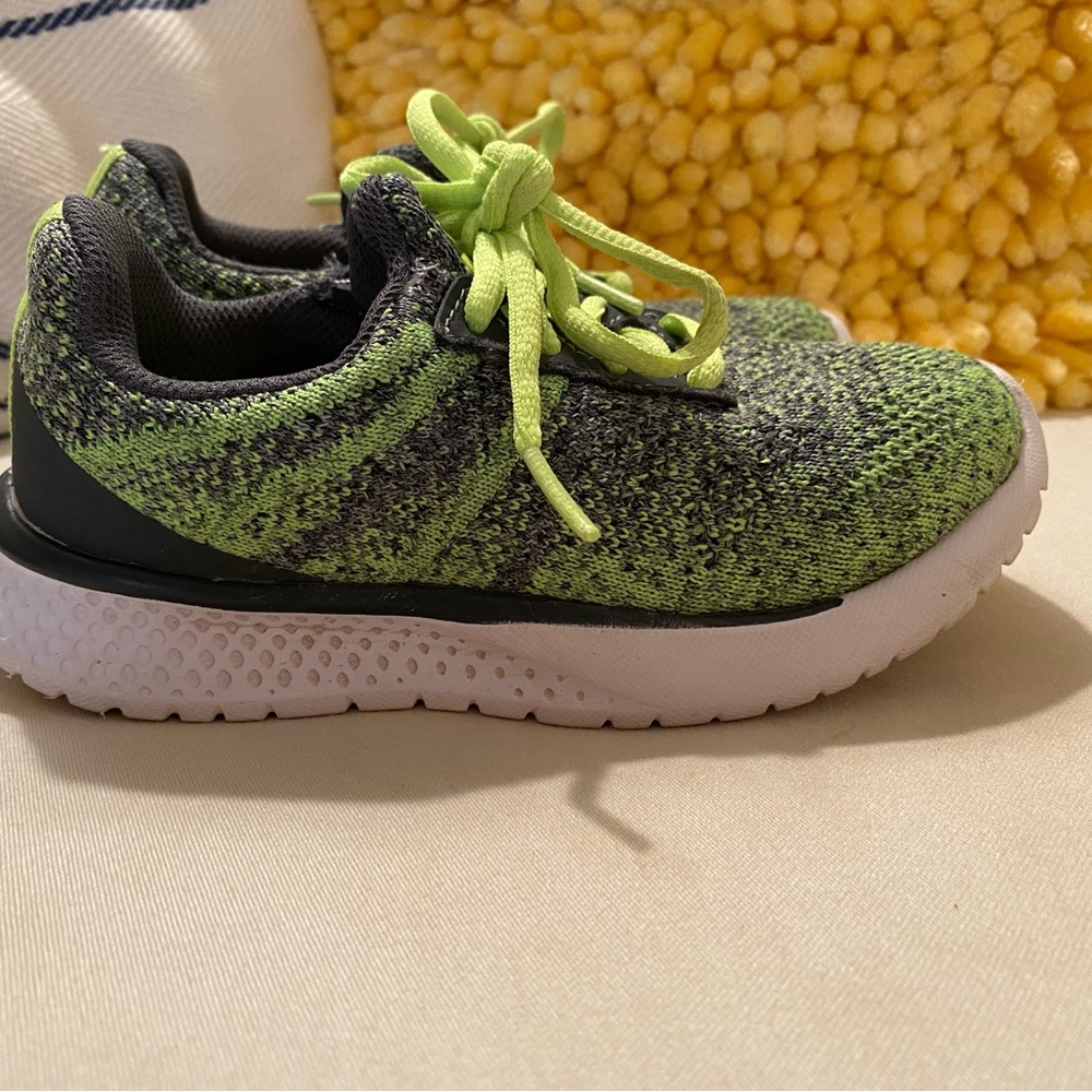 Kids Athletic Shoes Toddler size 12